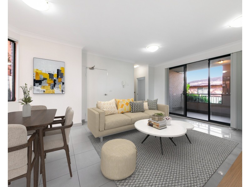 8/10-12 Wingello St, Guildford NSW 2161