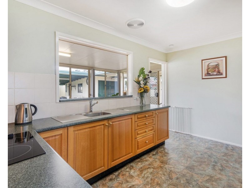 33 Runyon Av, Greystanes NSW 2145