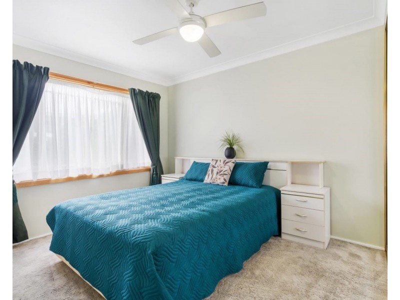 33 Runyon Av, Greystanes NSW 2145