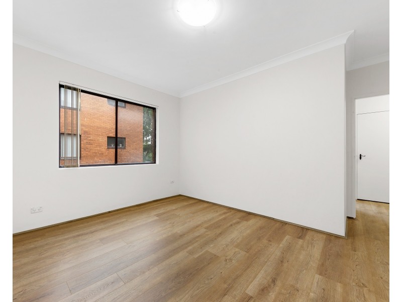 6/10-12 Paton St, Merrylands West NSW 2160