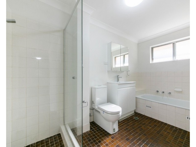 8/20 Manchester St, Merrylands NSW 2160