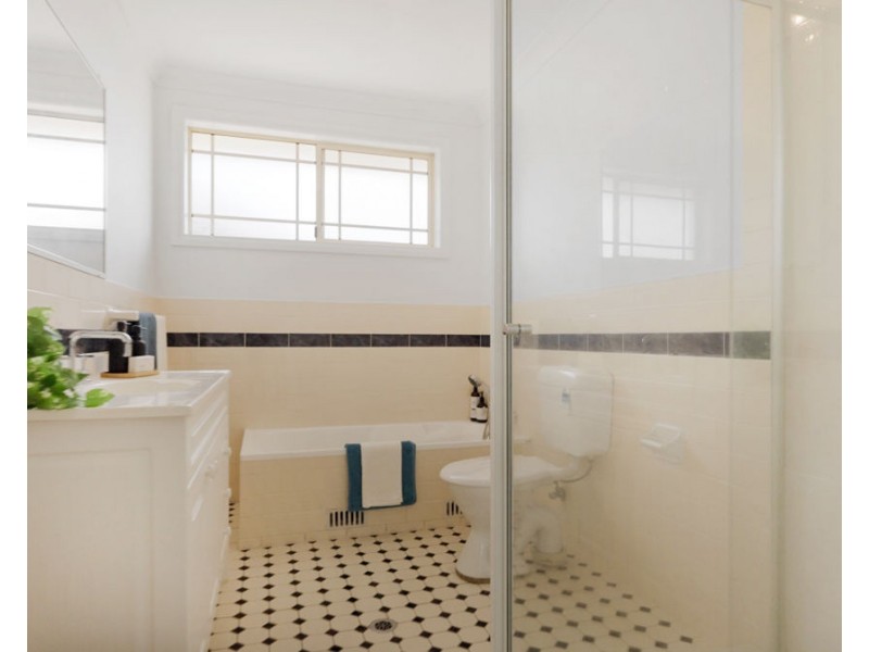 3e Davies Street, Merrylands NSW 2160