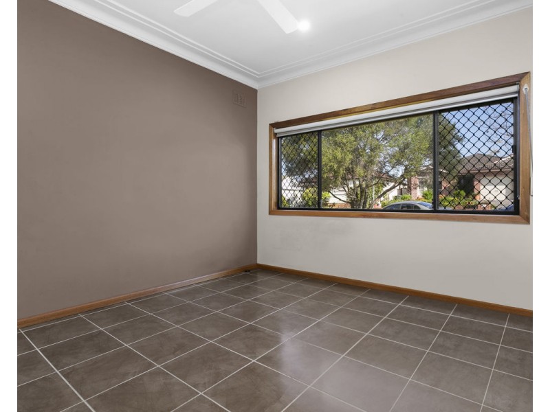11 Gregory Street, Greystanes NSW 2145