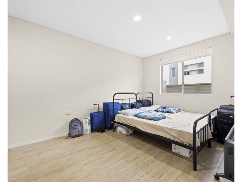 16/8 Junia Avenue, Toongabbie NSW 2146