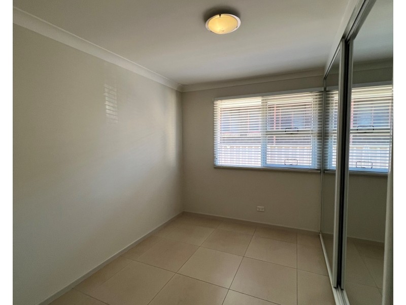 10 Galton St, Smithfield NSW 2164