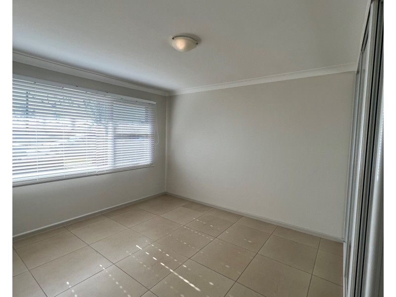 10 Galton St, Smithfield NSW 2164