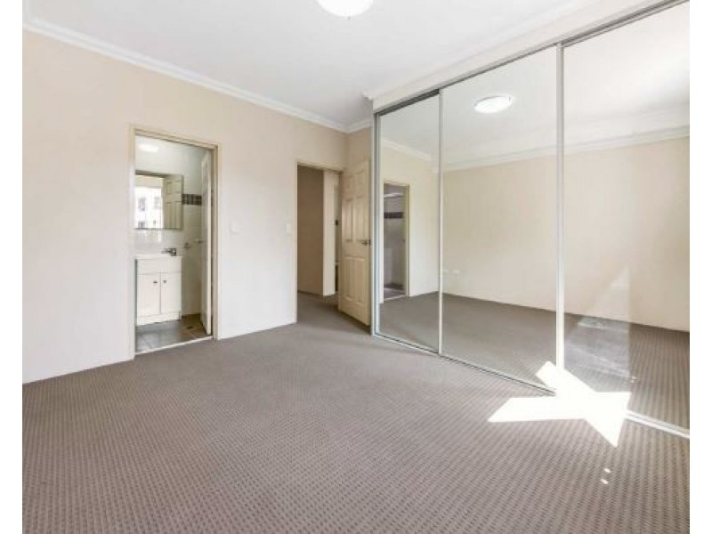 32/30 Railway Tce, Merrylands NSW 2160