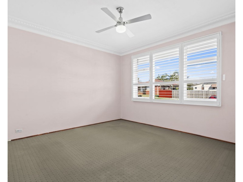 10 Leonard Avenue, Greystanes NSW 2145