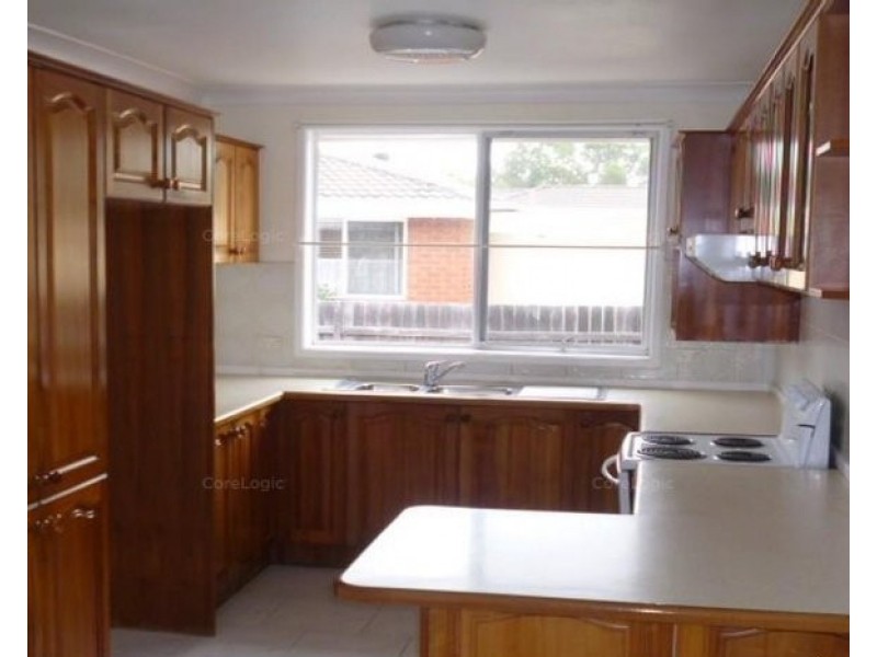 15 Bernie St, Greystanes NSW 2145