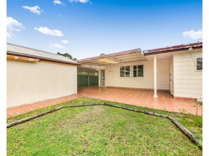 6B Lewis St, Merrylands NSW 2160