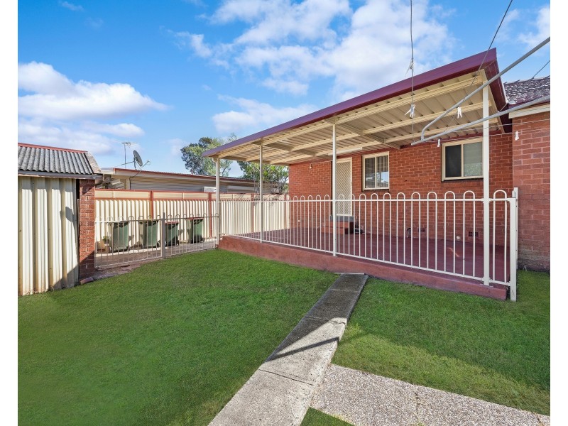 20 Woodpark Rd, Guildford West NSW 2161