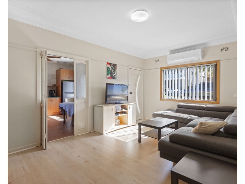 7 Malouf Street, Guildford NSW 2161