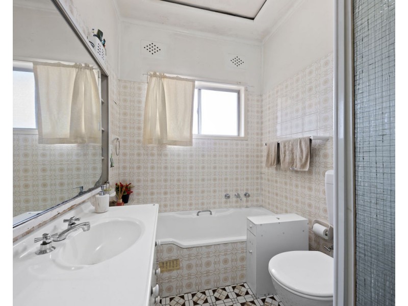 73 Salisbury Road, Guildford NSW 2161