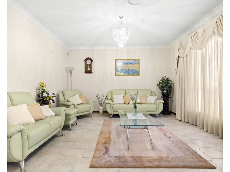 7 Rosebery Road, Guildford NSW 2161