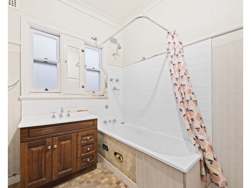 18 Cardigan Street, Guildford NSW 2161