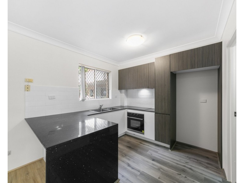 3/37-39 Memorial Av, Merrylands NSW 2160