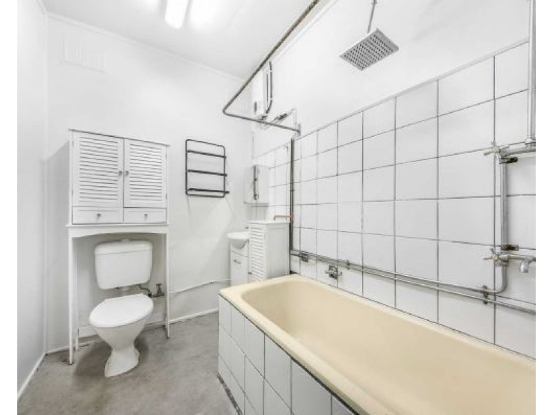 27 Wanda St, Merrylands West NSW 2160