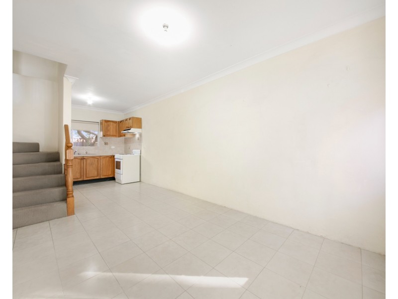 6/32 Chetwynd Rd, Merrylands NSW 2160