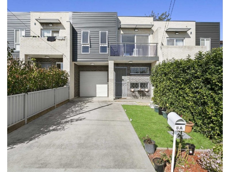 8A Albert St, Guildford NSW 2161