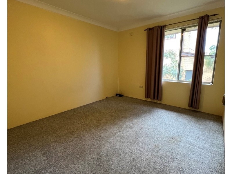 6/34 Treves St, Merrylands NSW 2160