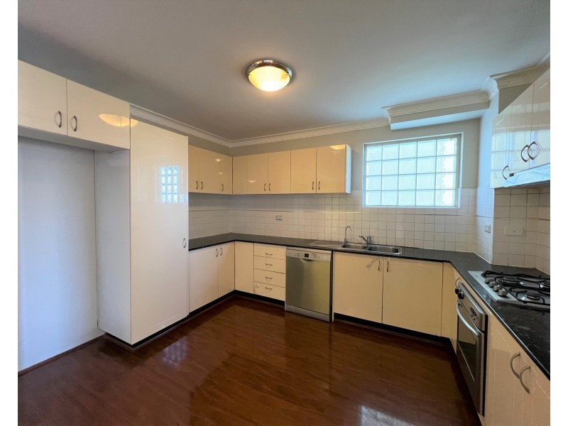 501/91A Bridge, Westmead NSW 2145