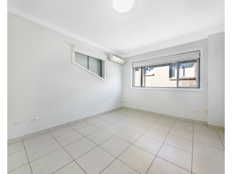 76 Myall St, Merrylands NSW 2160