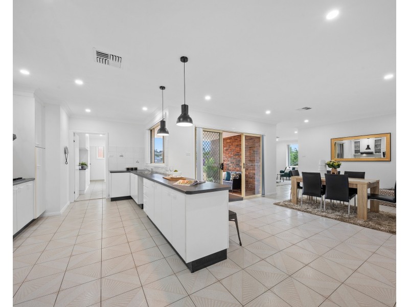 125 Whalans Rd, Greystanes NSW 2145