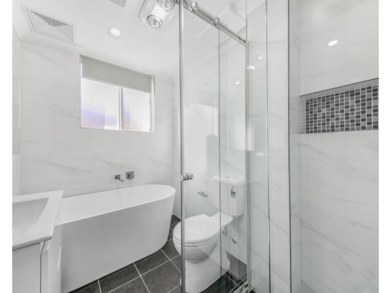 2/81 Virginia St, Rosehill NSW 2142