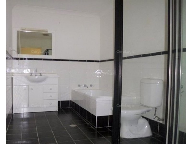 1/35 Normac Rd, Girraween NSW 2145