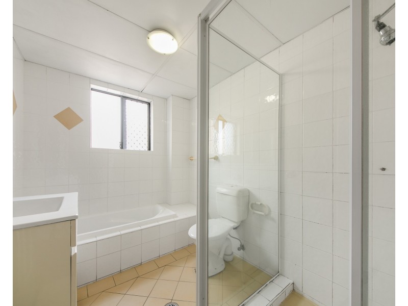 6/93 Clyde St, Guildford NSW 2161