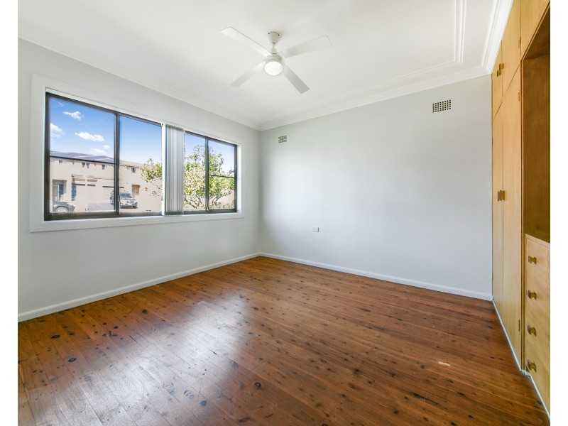 37 Myall St, Merrylands NSW 2160