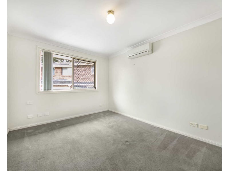 3/49 Edna Av, Merrylands NSW 2160
