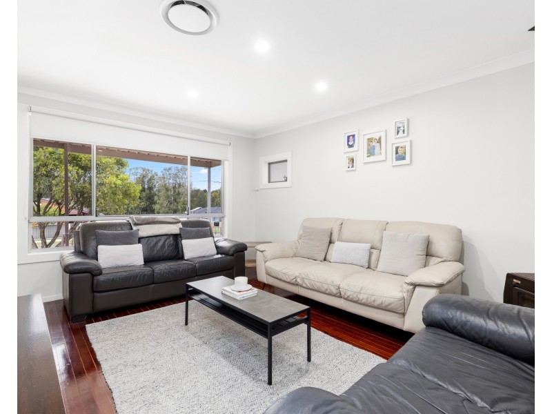 4 The Crescent, Toongabbie NSW 2146