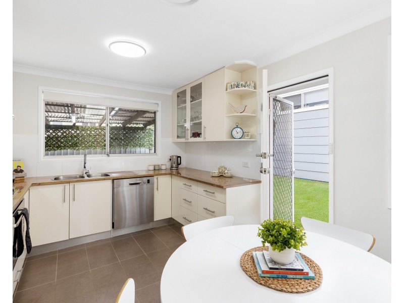 4 The Crescent, Toongabbie NSW 2146