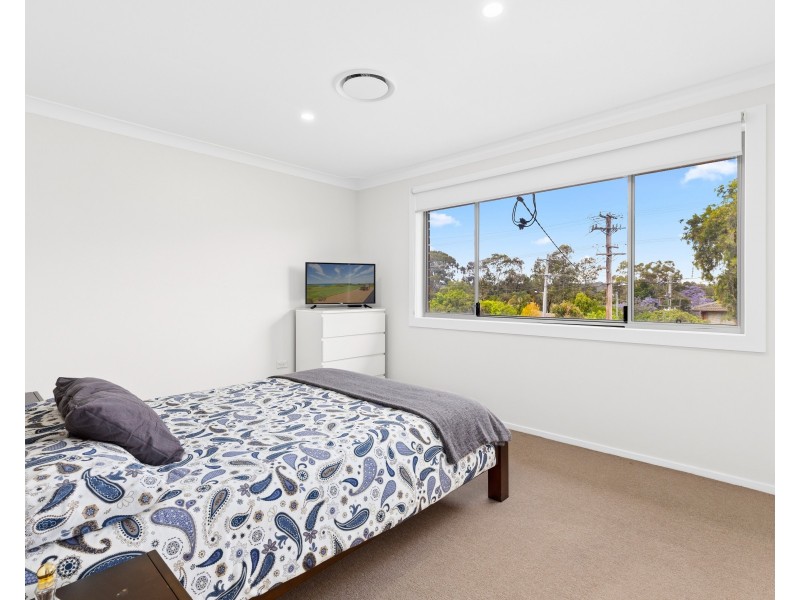 4 The Crescent, Toongabbie NSW 2146