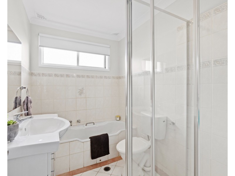 4 The Crescent, Toongabbie NSW 2146