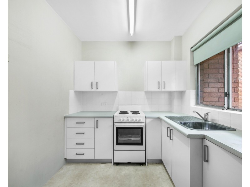 10/22 Newman St, Merrylands NSW 2160