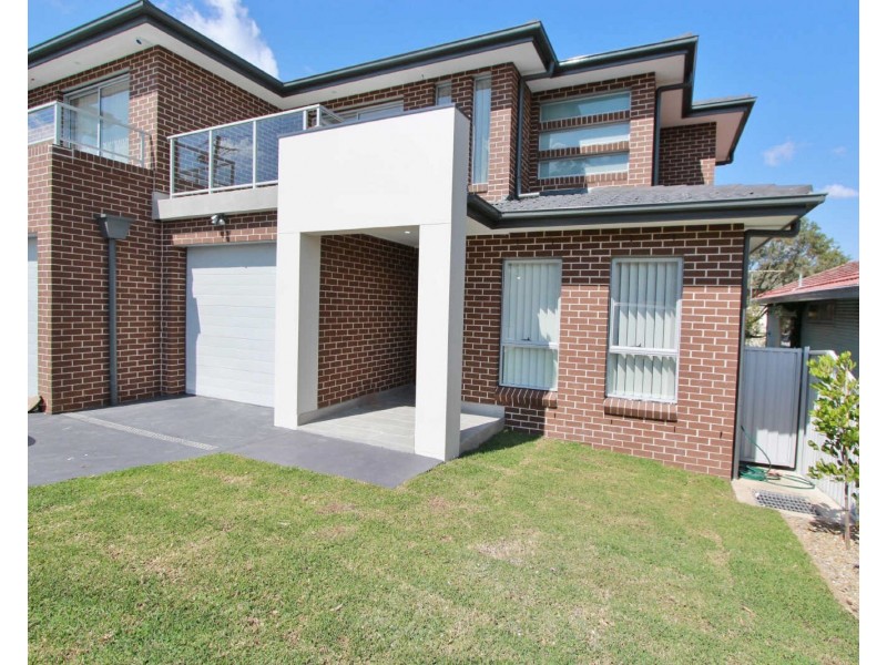 2A Rein Rd, Greystanes NSW 2145