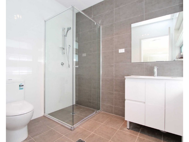 2A Rein Rd, Greystanes NSW 2145