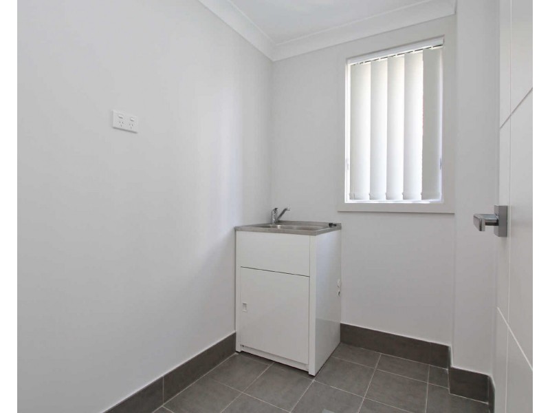 2A Rein Rd, Greystanes NSW 2145