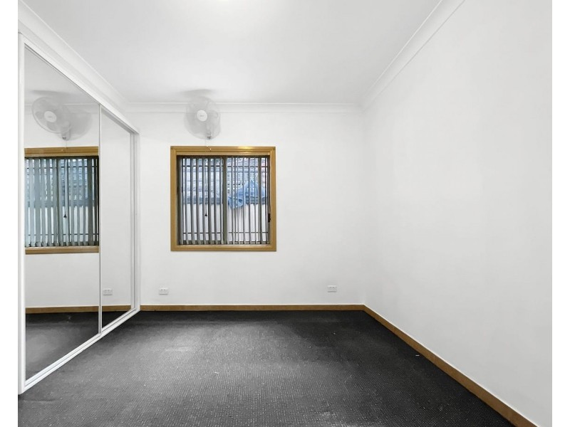 39a Dennistoun Av, Guildford West NSW 2161