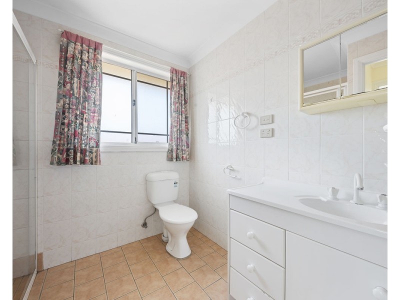 2/32a Richardson Street, Merrylands NSW 2160