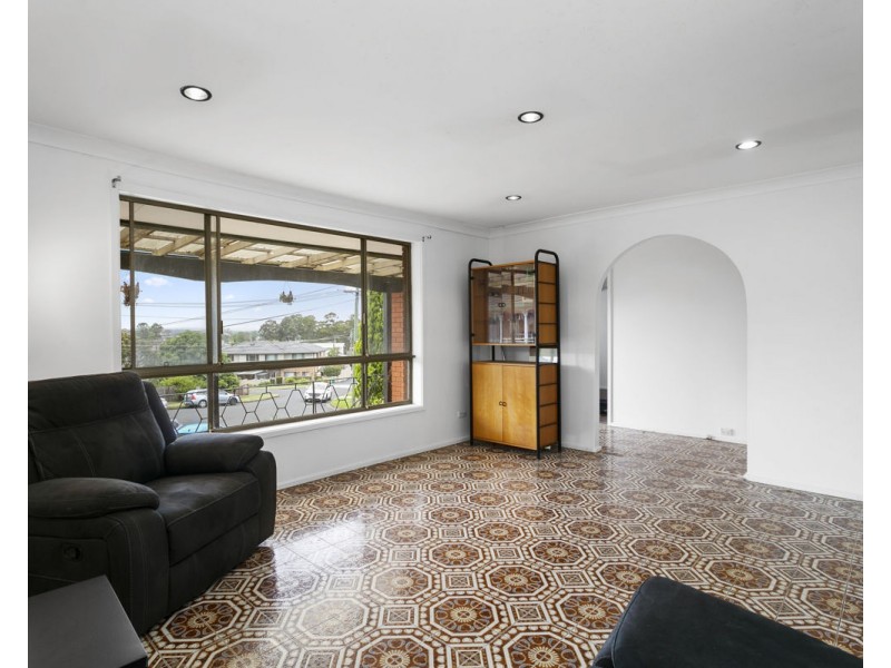 8 Coila Place, Merrylands NSW 2160