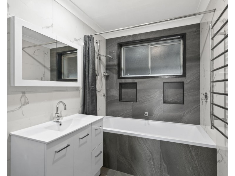 8 Coila Place, Merrylands NSW 2160