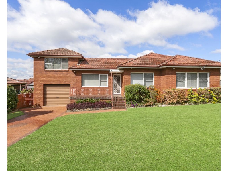 4 Wainwright Street, Guildford NSW 2161