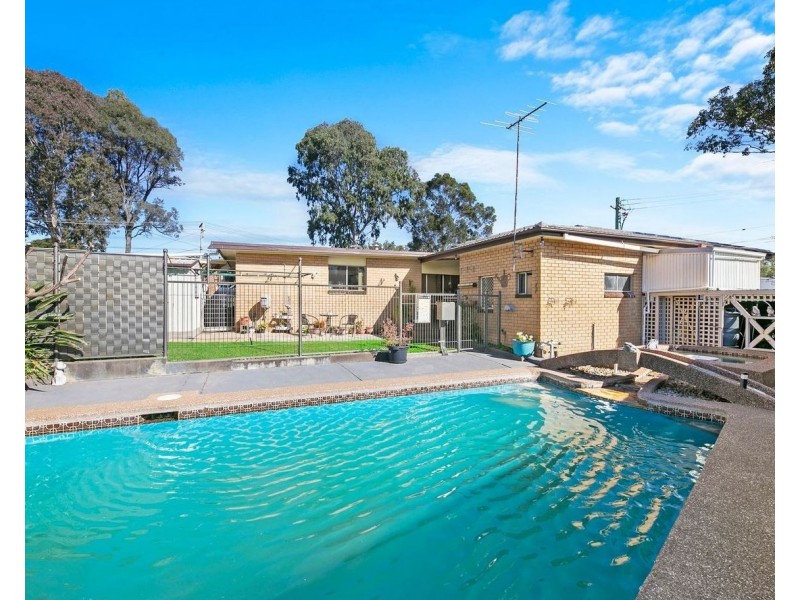 234 Metella Rd, Toongabbie NSW 2146