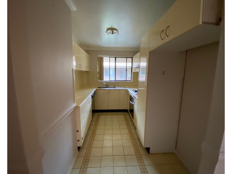 12/2-6 Goodall St, Pendle Hill NSW 2145