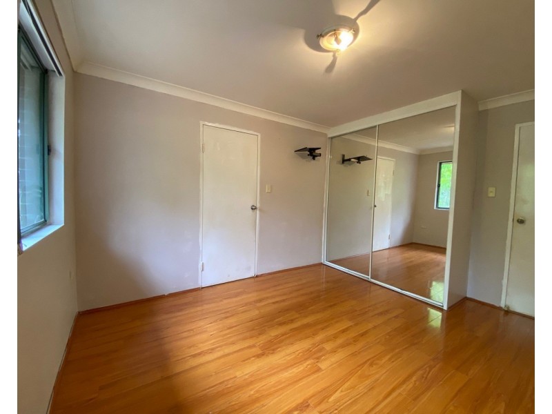 12/2-6 Goodall St, Pendle Hill NSW 2145