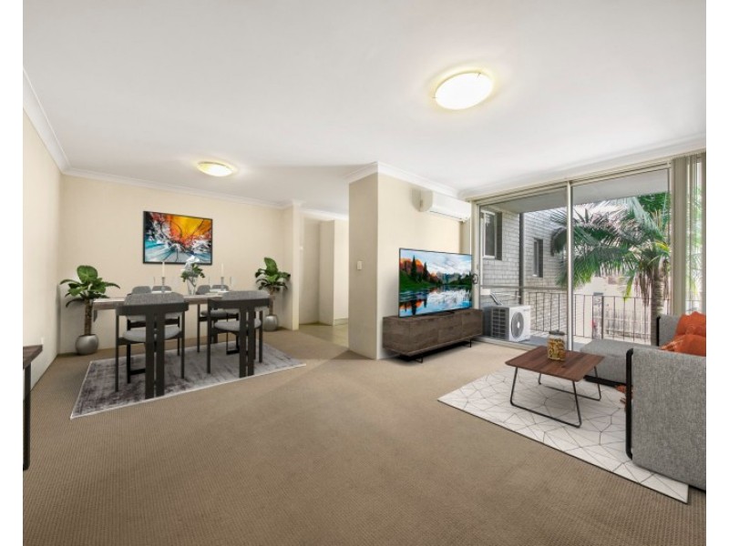 2/18 Oxford St, Merrylands NSW 2160