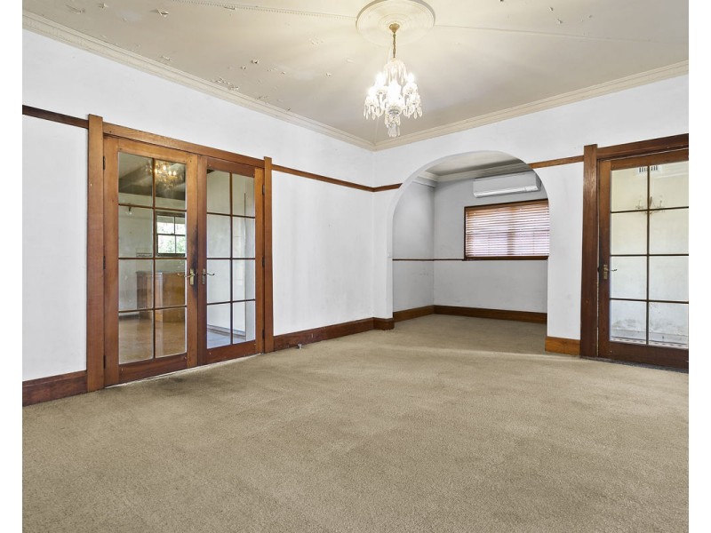 14 Anderson Road, Northmead NSW 2152